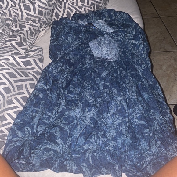 9/10 condition - Picture 2 of 3